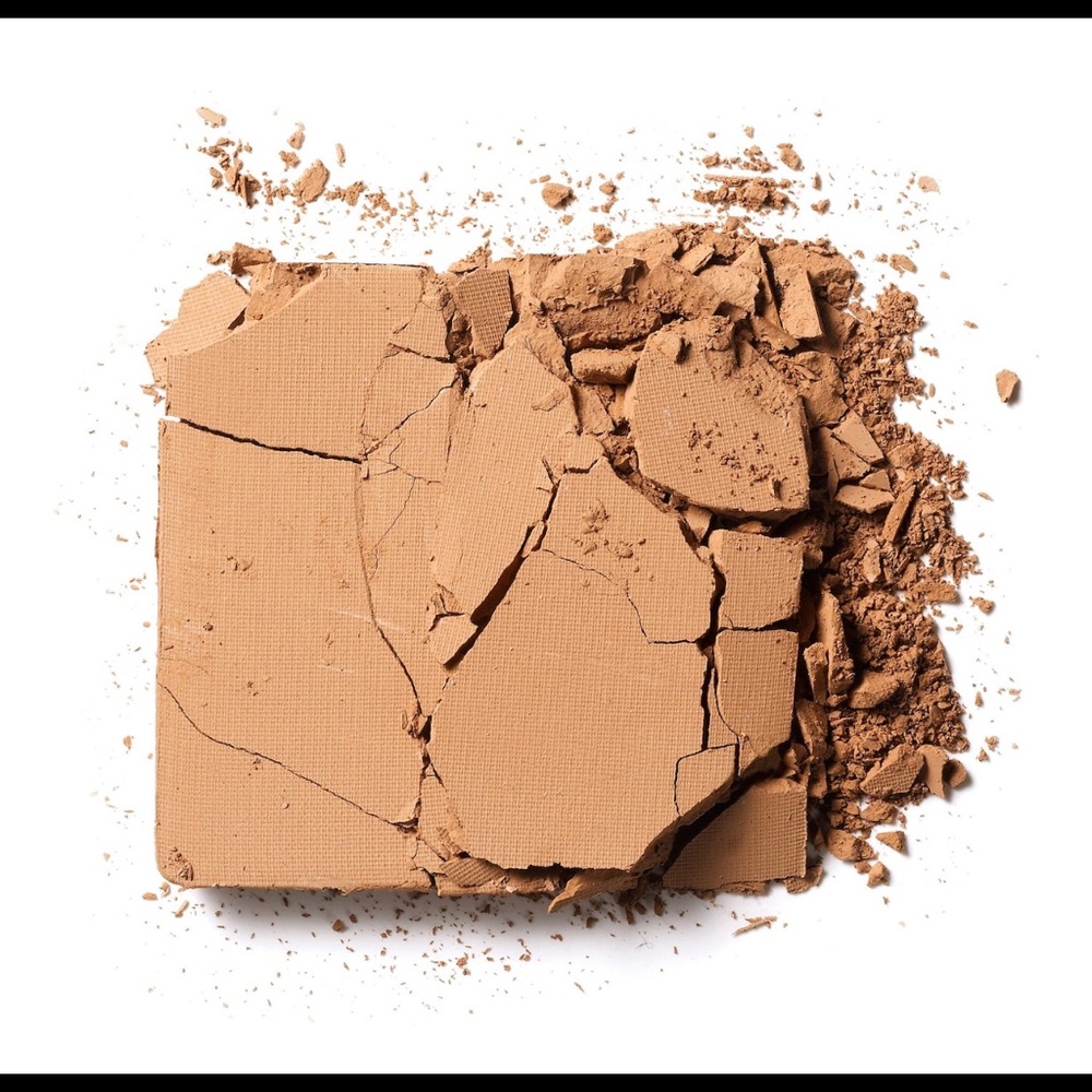 Benefit Hoola matte Bronzer jumbo - Picture 3 of 5